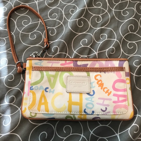 Coach Wristlet - Picture 1 of 4